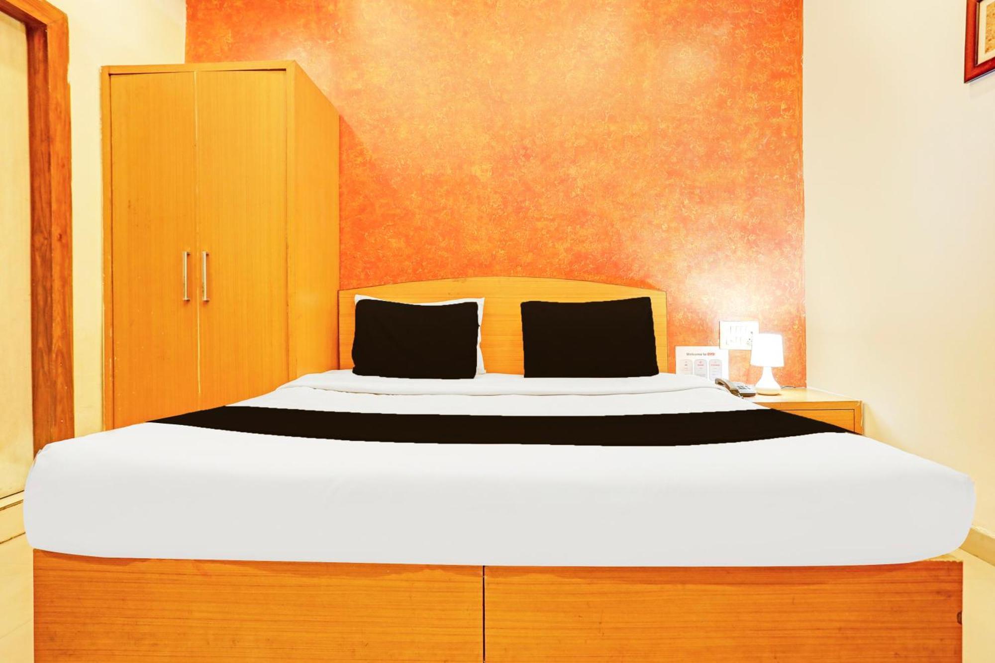 Super Hotel O Jaistambh Chowk Formerly Guru Kirpa Raipur  Exterior photo
