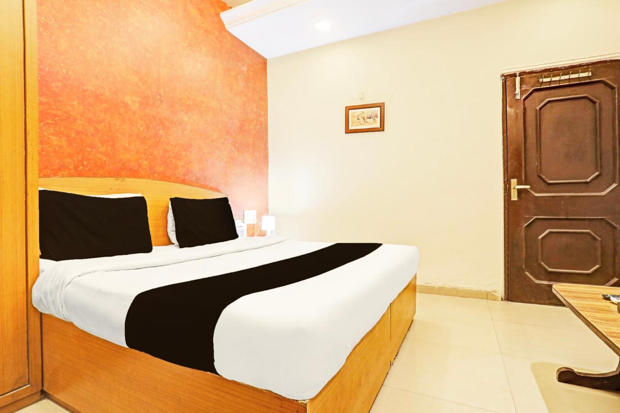 Super Hotel O Jaistambh Chowk Formerly Guru Kirpa Raipur  Exterior photo